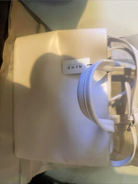NA-KD Structured Shoulder Bag in White